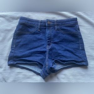 Wild Fable mid rise dark denim shorts. Size: 10